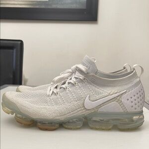NIKE AIR VAPORMAX FLYNIT WHITE RUNNING SNEAKERS MENS SIZE 12.5